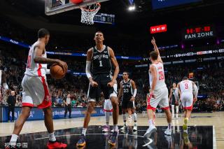 巴萨再添一 巴萨再添一